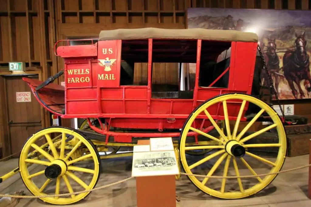 How To Make A Stagecoach Out Of Cardboard